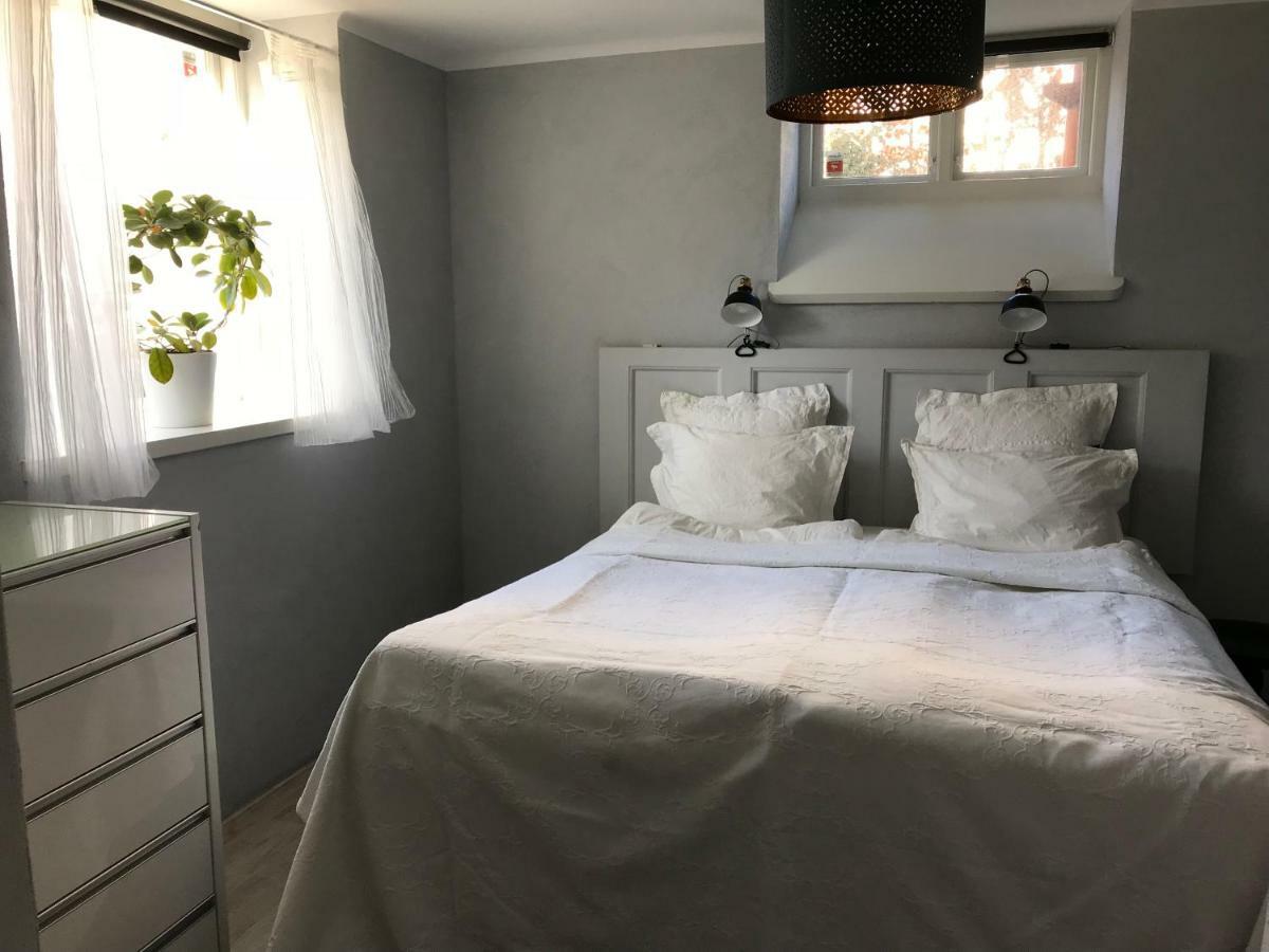 Charmigt I Centrala Apartment